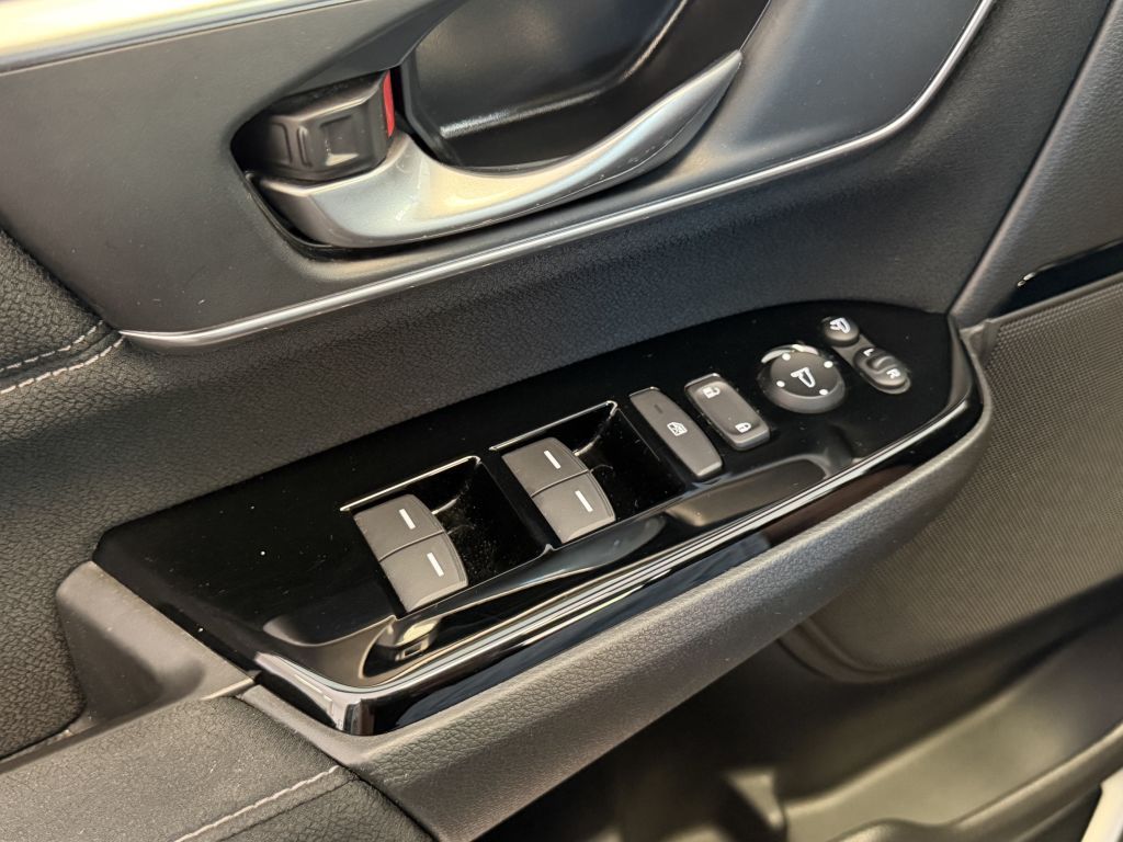 Fahrzeugabbildung Honda CR-V e:HEV 2.0 i-MMD Hybrid Elegance + AHK +