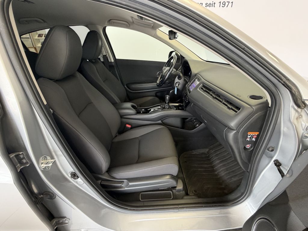 Fahrzeugabbildung Honda HR-V 1.5 i-VTEC Elegance + LED + R.Kamera +