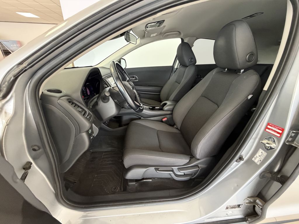 Fahrzeugabbildung Honda HR-V 1.5 i-VTEC Elegance + LED + R.Kamera +
