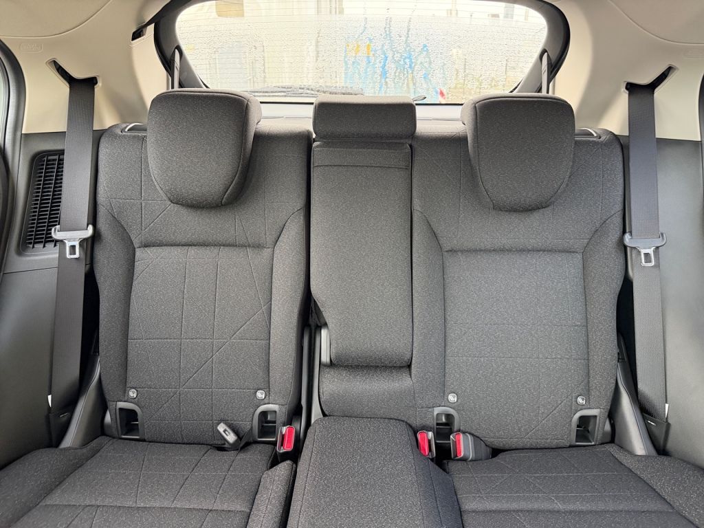 Fahrzeugabbildung Honda HR-V e:HEV 1.5 i-MMD Hybrid Elegance (RV/RV)