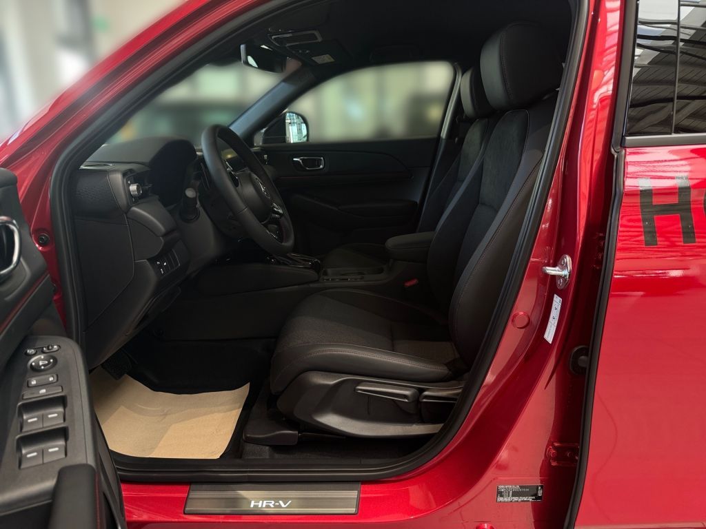 Fahrzeugabbildung Honda HR-V e:HEV 1.5 i-MMD Hybrid Advance Sport (RV/RV