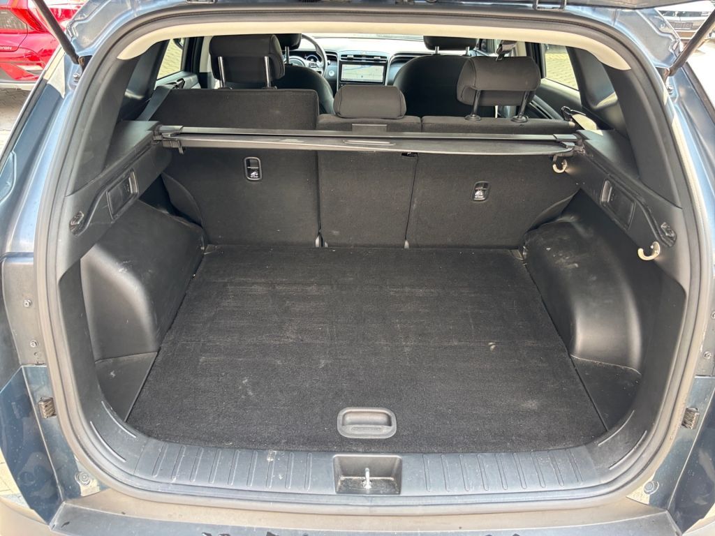 Fahrzeugabbildung Hyundai TUCSON 1.6 CRDi 48V 4WD DCT Trend +AHK+