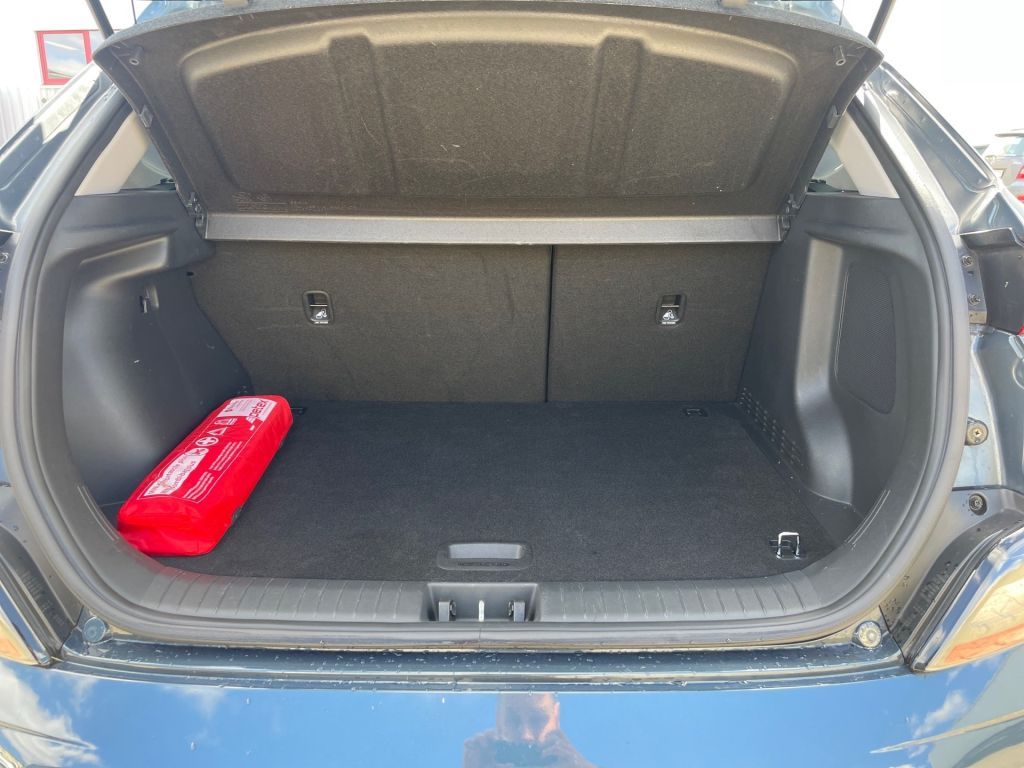 Fahrzeugabbildung Hyundai KONA EV Trend Navi, Assist. Schiebedach