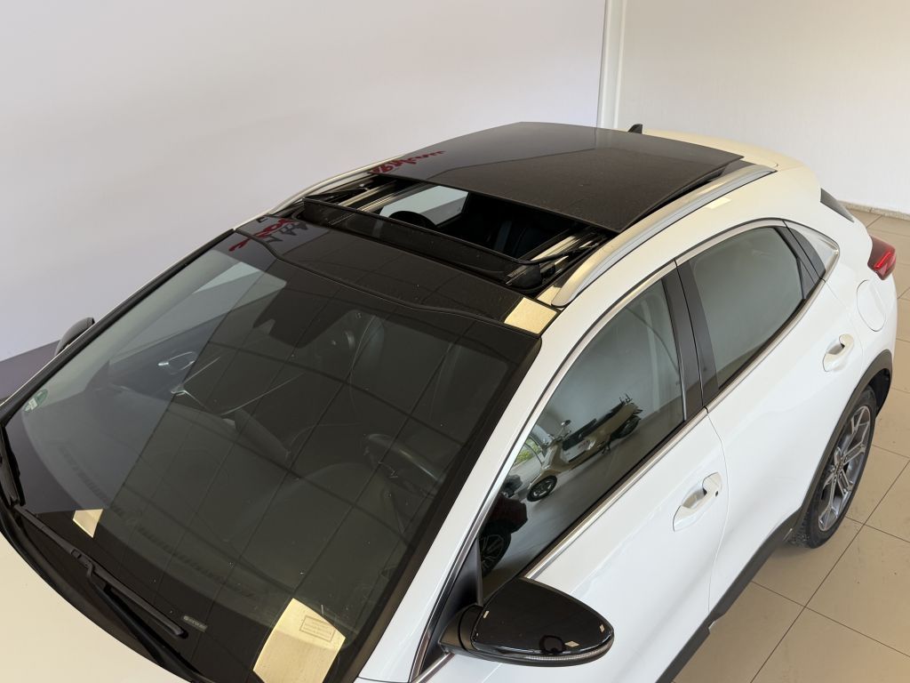 Fahrzeugabbildung Kia XCeed 1.5 T-GDI OPF DCT7  SPIRIT *Pano*Navi-P.*