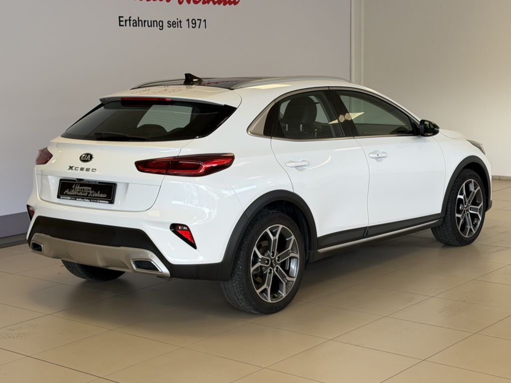 Fahrzeugabbildung Kia XCeed 1.5 T-GDI OPF DCT7  SPIRIT *Pano*Navi-P.*
