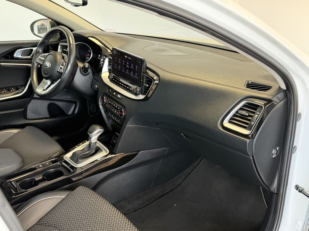 Fahrzeugabbildung Kia XCeed 1.5 T-GDI OPF DCT7  SPIRIT *Pano*Navi-P.*