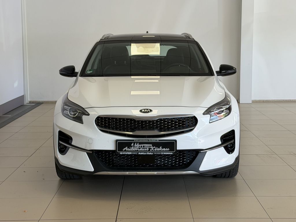 Fahrzeugabbildung Kia XCeed 1.5 T-GDI OPF DCT7  SPIRIT *Pano*Navi-P.*