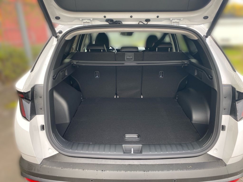 Fahrzeugabbildung Hyundai TUCSON 1.6 CRDi 48V-Hybrid 4WD DCT Trend
