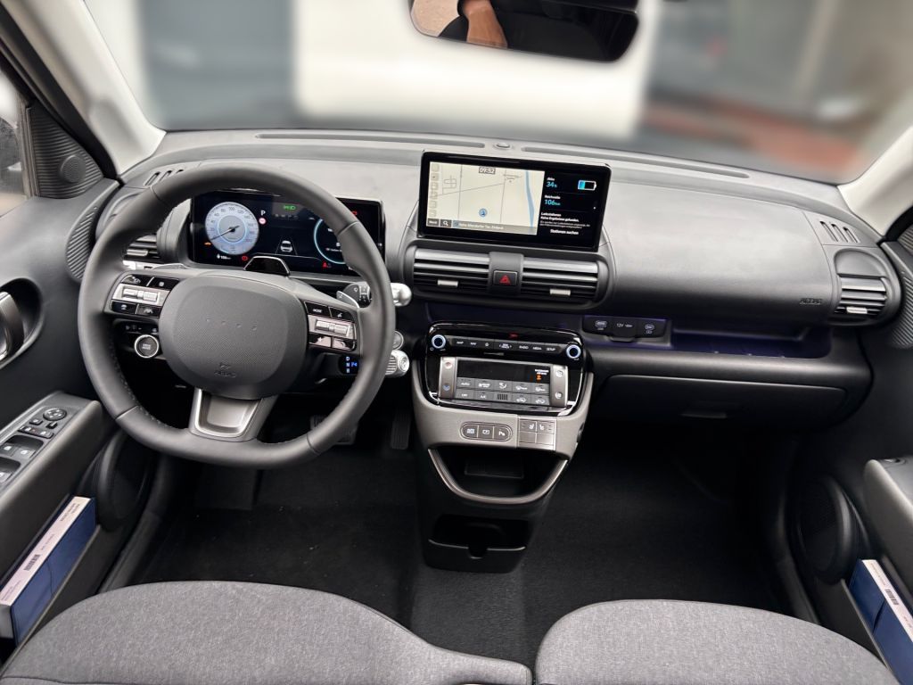 Fahrzeugabbildung Hyundai INSTER 49kWh Trend+LED Paket+Glasdach+