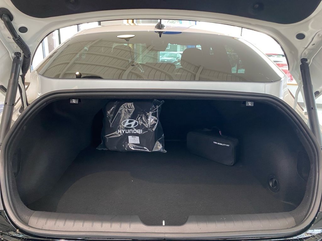 Fahrzeugabbildung Hyundai IONIQ 6 84 kWh 4WD N Line X