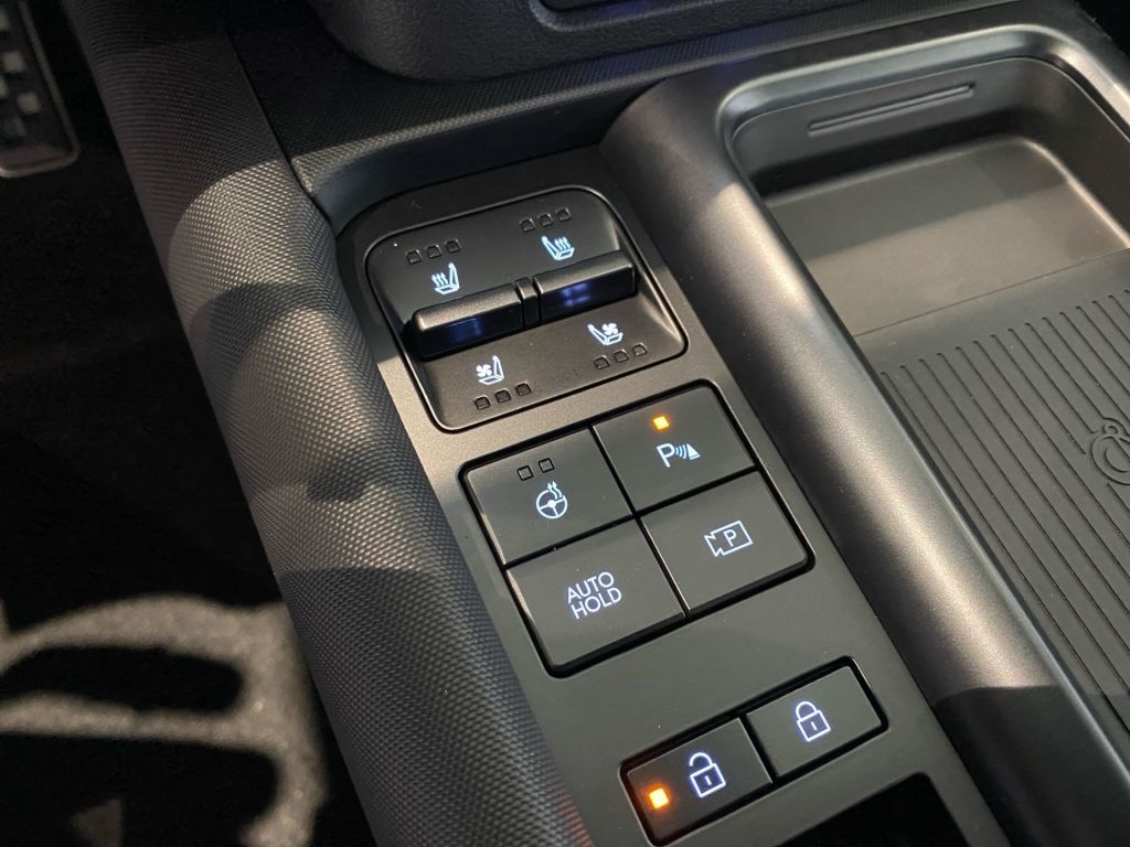 Fahrzeugabbildung Hyundai IONIQ 6 84 kWh 4WD N Line X