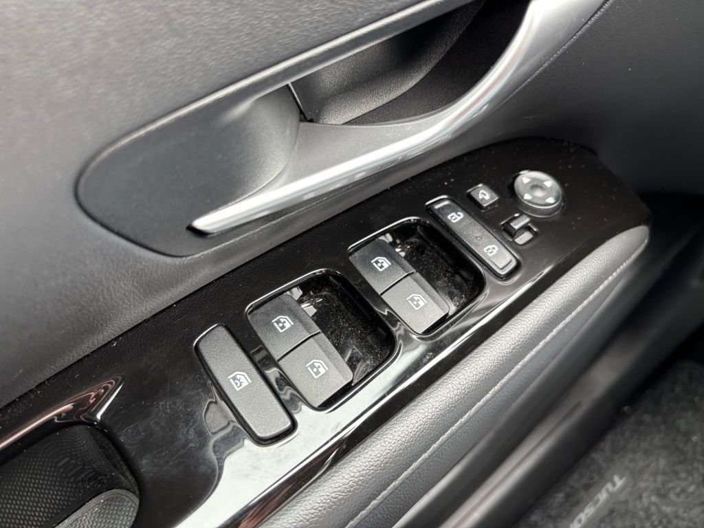 Fahrzeugabbildung Hyundai TUCSON 1.6 T-GDi 48V 4WD DCT Prime *8fach bereif