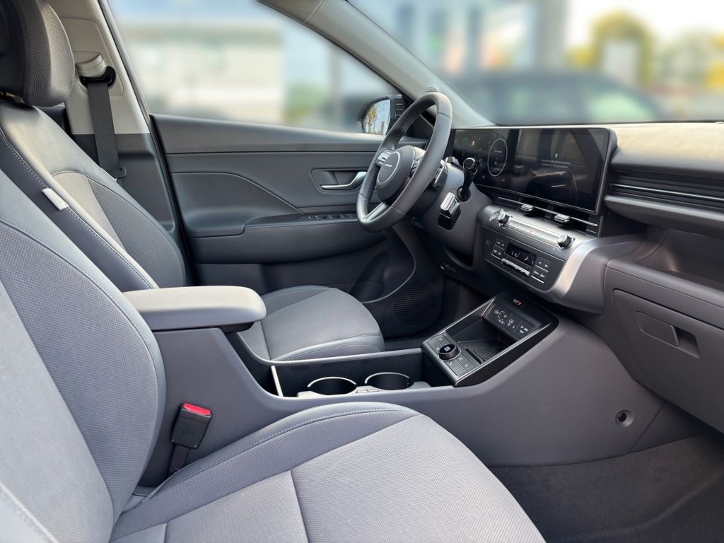 Fahrzeugabbildung Hyundai KONA 1.6 GDI DCT Hybrid Prime (SX2)