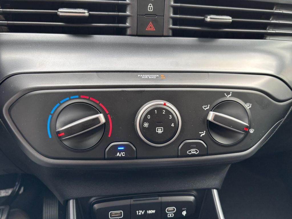 Fahrzeugabbildung Hyundai i20 1.0 T-GDI DCT Blackline (BC3)