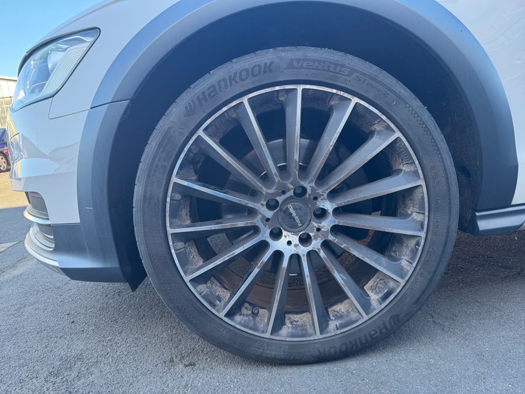 Fahrzeugabbildung Audi A6 allroad quattro 3.0 TDI S tronic DPF *20Zoll*