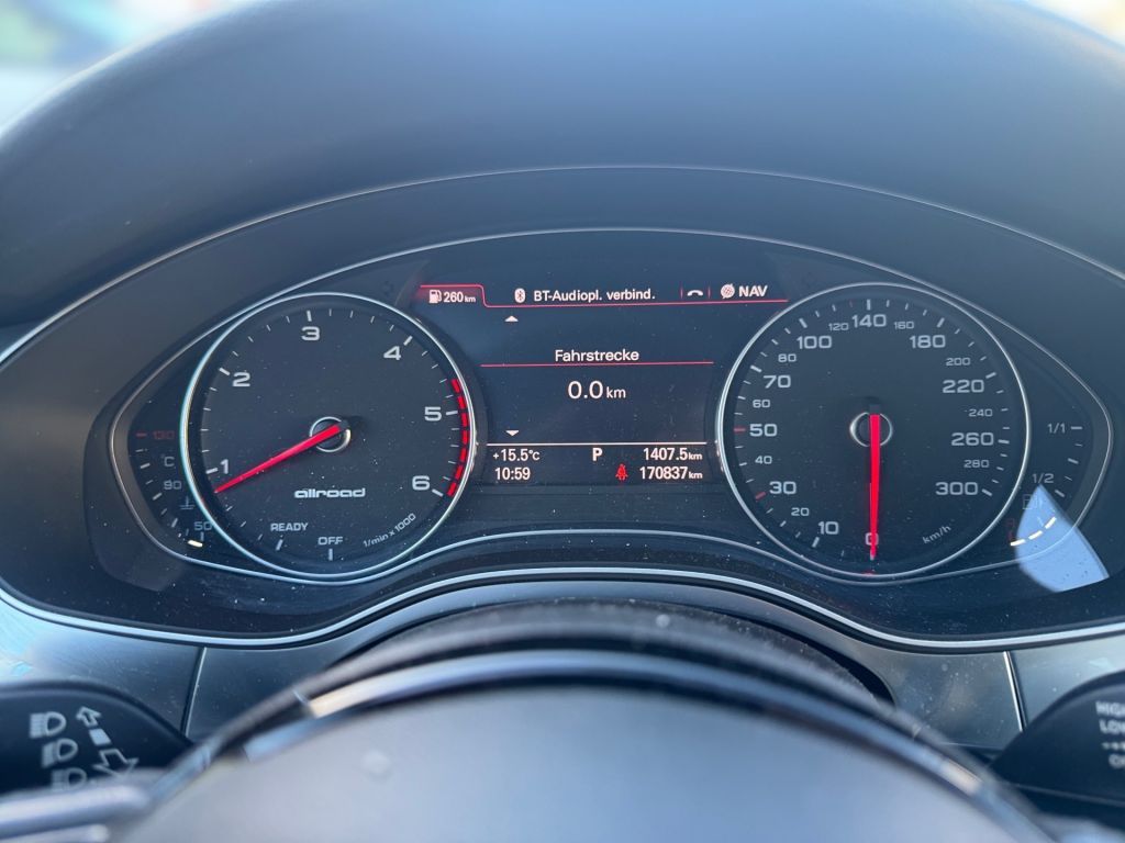 Fahrzeugabbildung Audi A6 allroad quattro 3.0 TDI S tronic DPF *20Zoll*