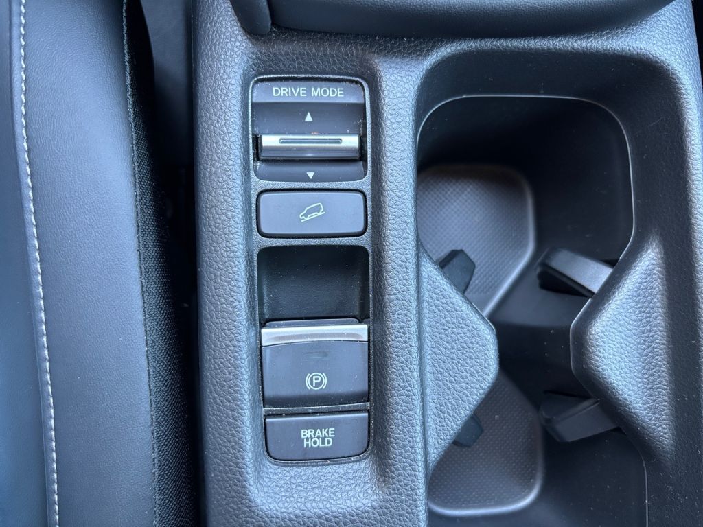 Fahrzeugabbildung Honda HR-V e:HEV 1.5 i-MMD Hybrid Advance