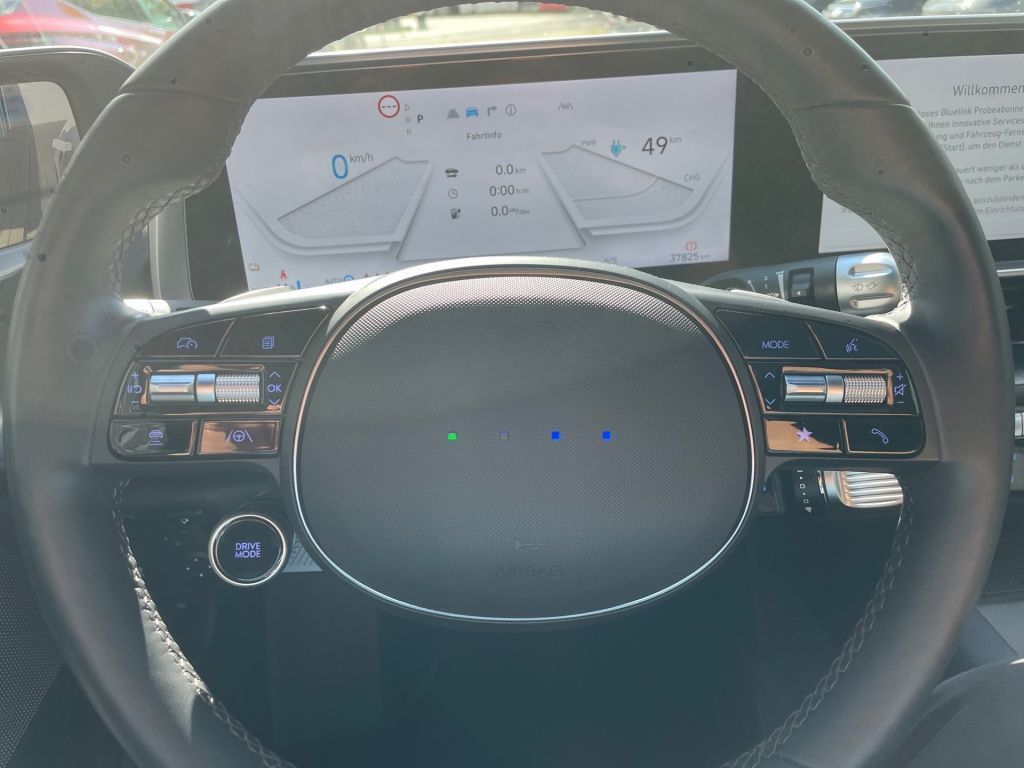 Fahrzeugabbildung Hyundai IONIQ 6 77,4 kWh 4WD Uniq *digitale Außenspiegel