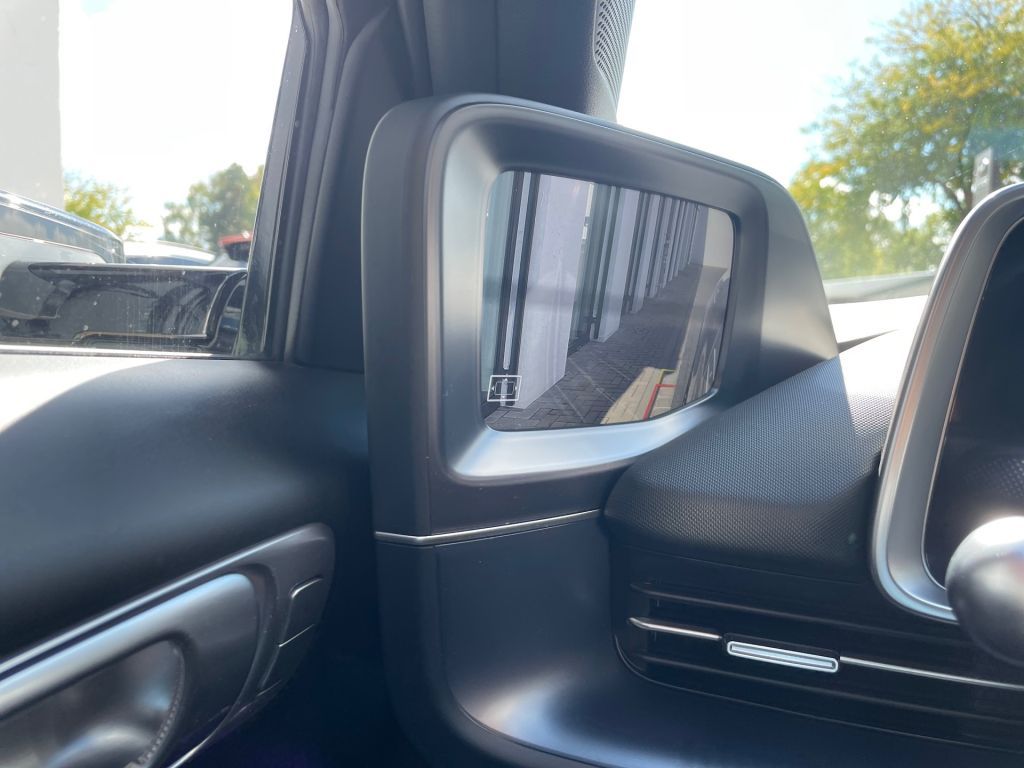 Fahrzeugabbildung Hyundai IONIQ 6 77,4 kWh 4WD Uniq *digitale Außenspiegel