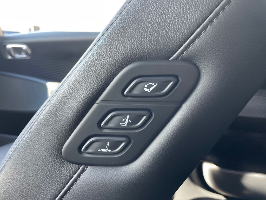 Fahrzeugabbildung Hyundai IONIQ 6 77,4 kWh 4WD Uniq *digitale Außenspiegel