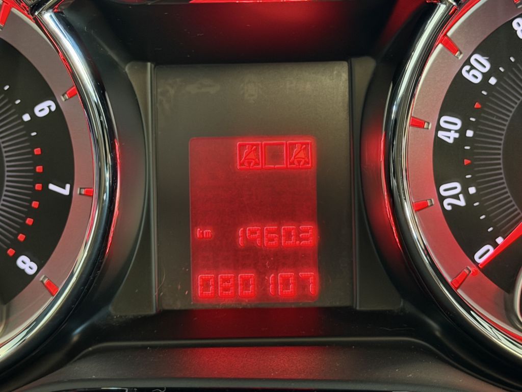 Fahrzeugabbildung Opel Adam 1.2 Open Air + Garantie + TÜV neu +