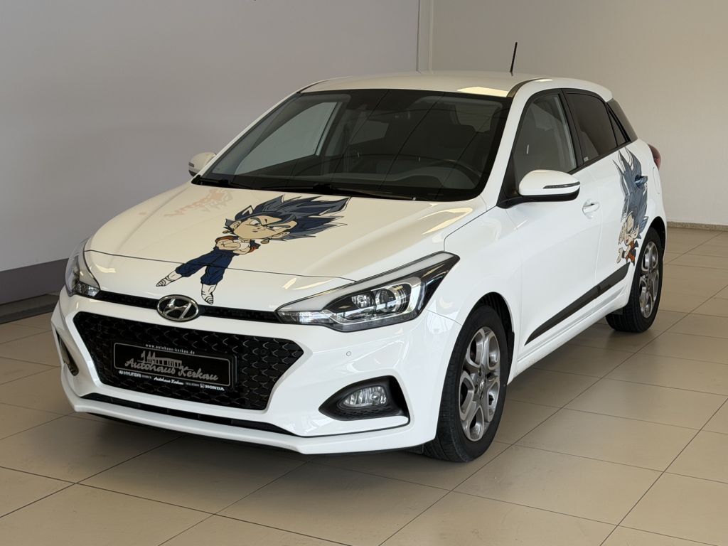 Fahrzeugabbildung Hyundai i20 blue 1.2 YES!+Navi+R-Kam.+Winterräder+