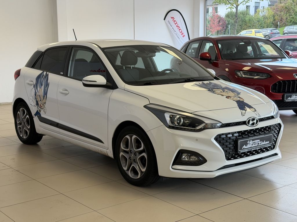 Fahrzeugabbildung Hyundai i20 blue 1.2 YES!+Navi+R-Kam.+Winterräder+